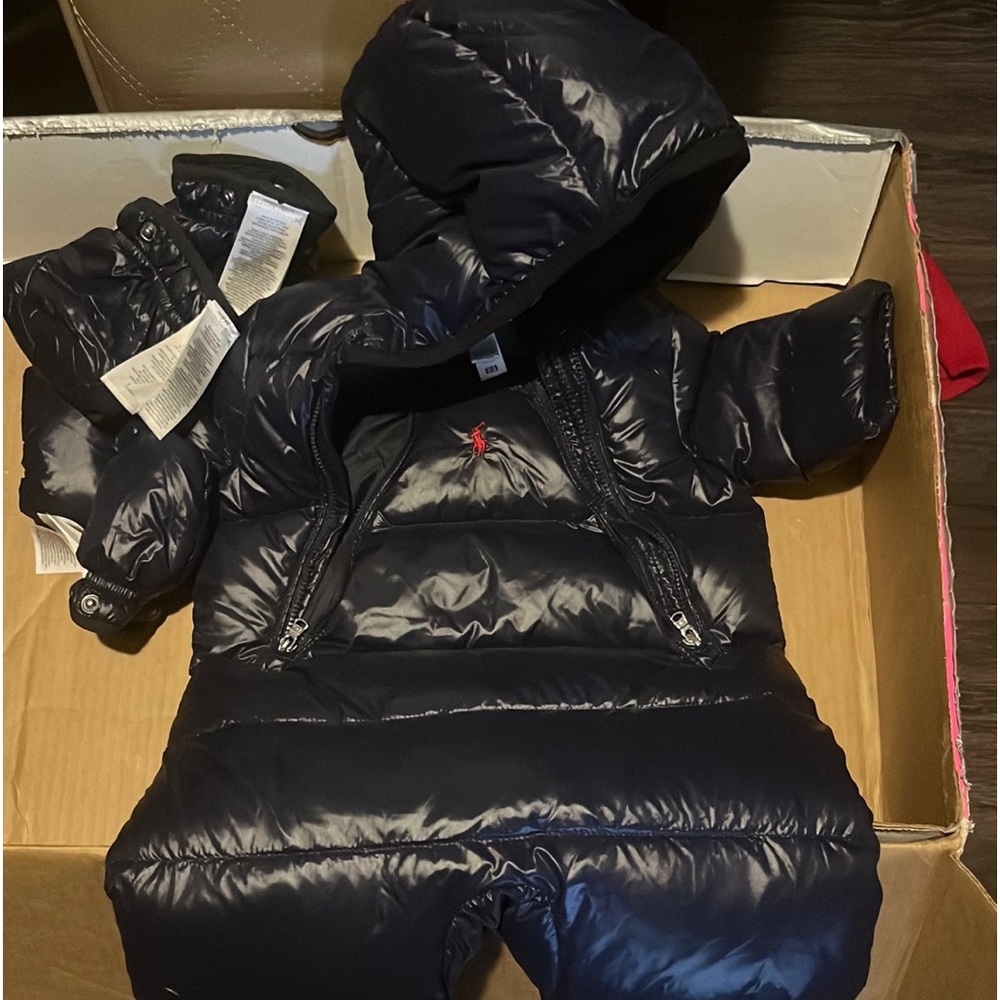 Snow suit